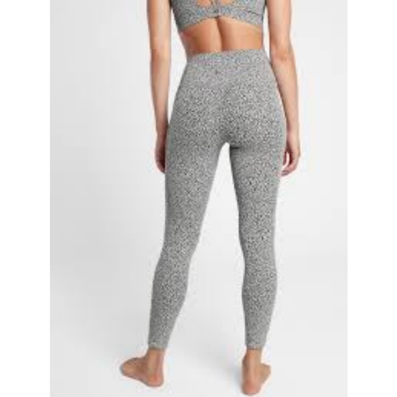 Athleta Black & White Leopard Print Mid Rise 2 Pocket Activewear Leggings XSP - Picture 2 of 9